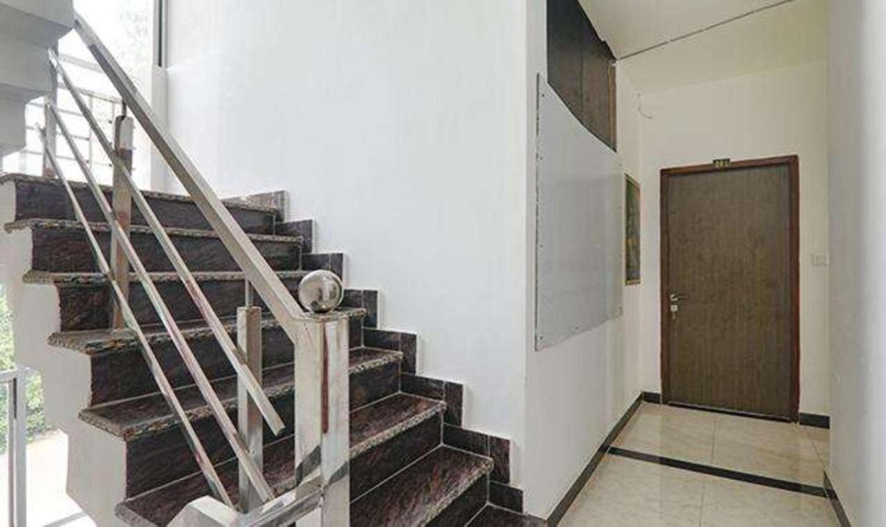 Fabexpress Ss Grand Hotel Banthra Sikandarpur Bagian luar foto
