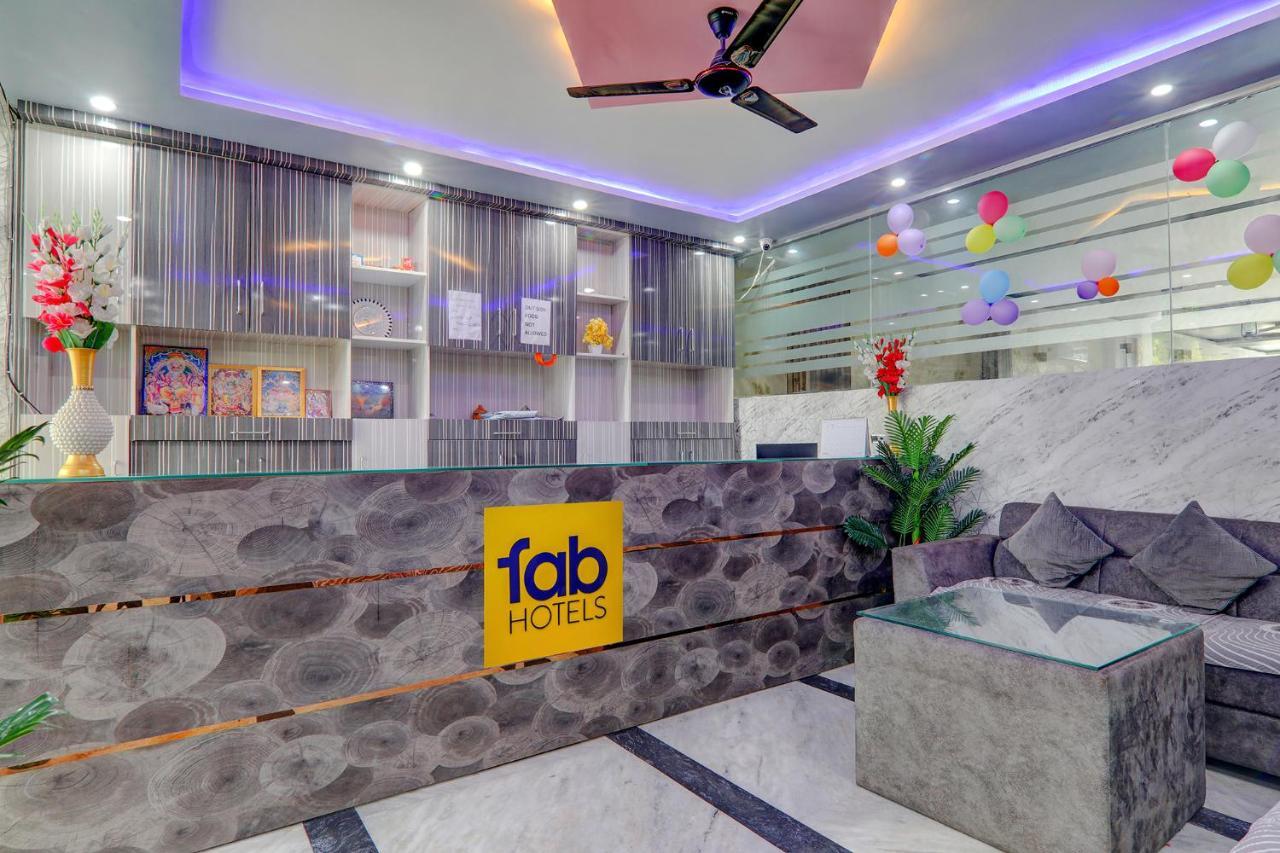 Fabexpress Ss Grand Hotel Banthra Sikandarpur Bagian luar foto