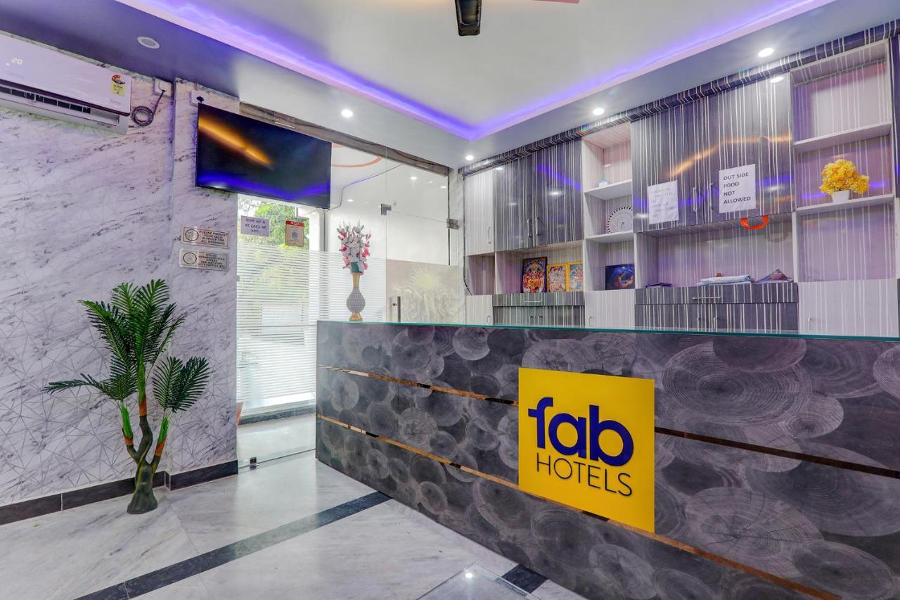 Fabexpress Ss Grand Hotel Banthra Sikandarpur Bagian luar foto